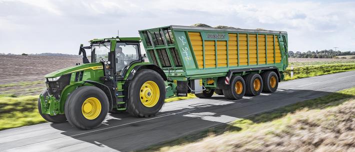 De nieuwe John Deere 7R 350 is met nominaal 257 kW (350 pk)  het nieuwe topmodel. 