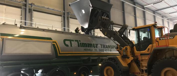 Kraker Products gaat de multifunctionele trechterbak klantspecifiek op maat bouwen voor diverse groottes wielladers
