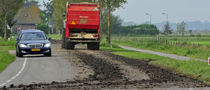 modder op de weg