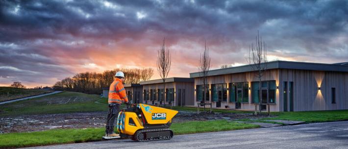 elektrische JCB dumpster 