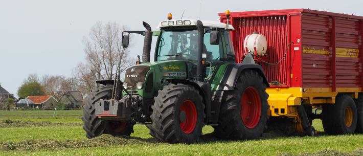 Grasoogst, gras, opraapwagen, fendt 