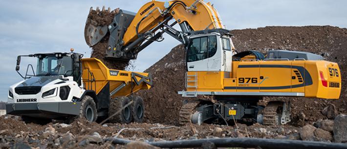 Liebherr R976 e  elektrische graafmachine mijnbouw