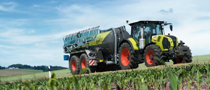 claas arion met autostretch aanhangerstrekrem