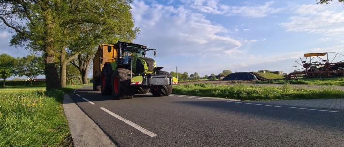 Agribumper toolbox op de weg 