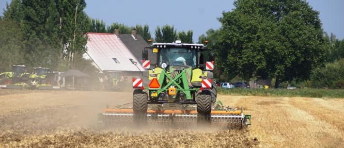 Claas Cemos grondbewerking 