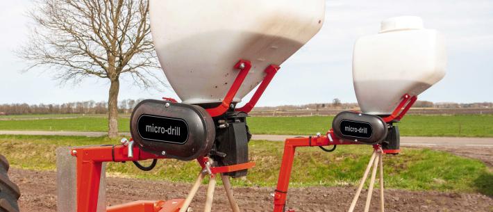 MicroDrill op Kverneland Monopill bietenzaaier 