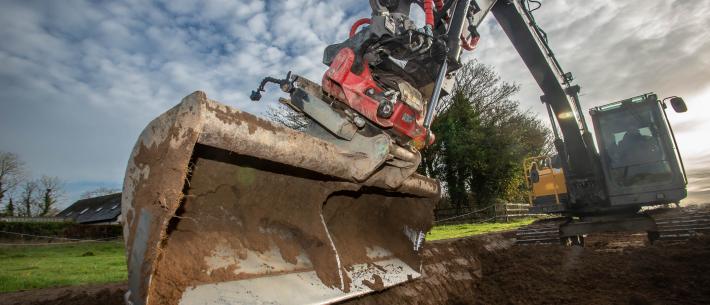 Rototilt Excavator Hero Challenge