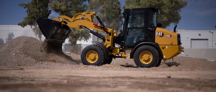 cat 906 wiellader 