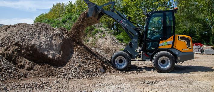 Giant G2700 E elektrische wiellader 