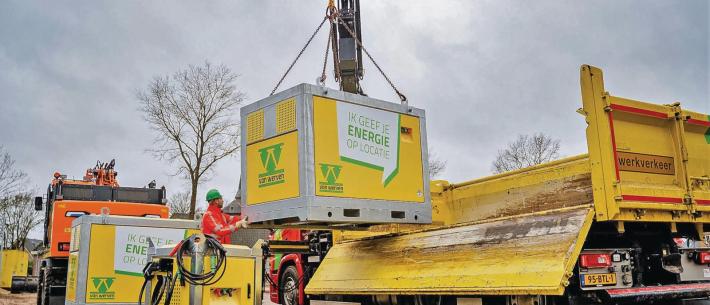 1 accu container.