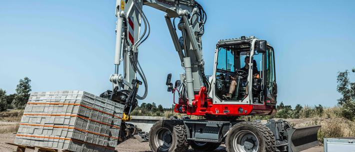 takeuchi, mobiele graafmachine  TB395W. 