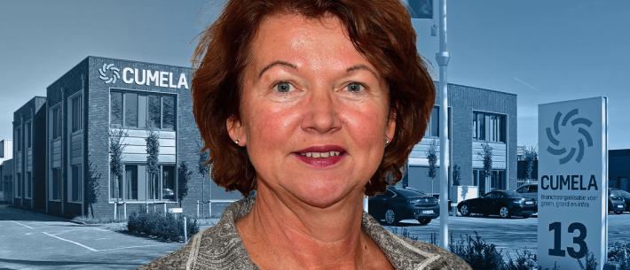 Ada met achtergrond