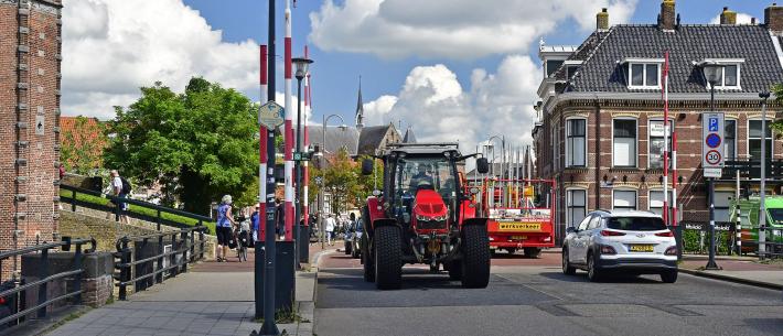 20230816 centrum tractor Sneek