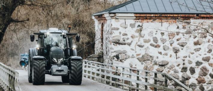valtra header