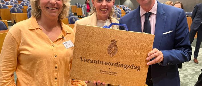 Marije van Beurden, Leontien Kloosterman, v100