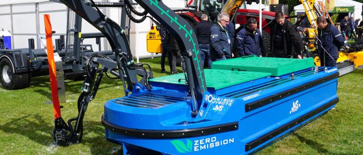 JVS Hem elektrische maaiboot 