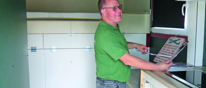 aanhanger_verbouwd_camper_Van_Donselaar_Boom_Bos
