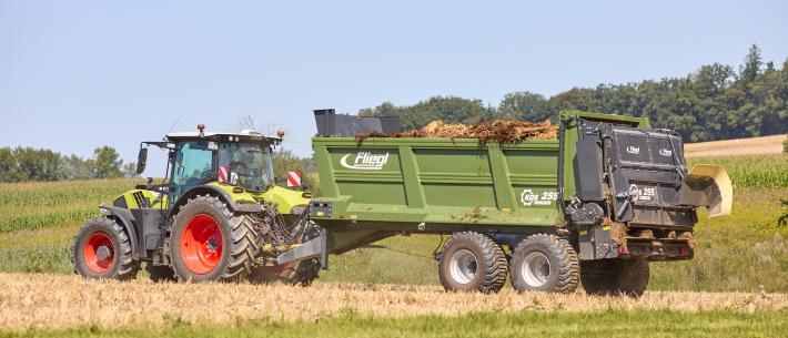 fliegl stalmeststrooier 