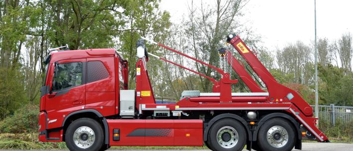 Veldhuizen Volvo FM Electric 6x2 portaalwagen