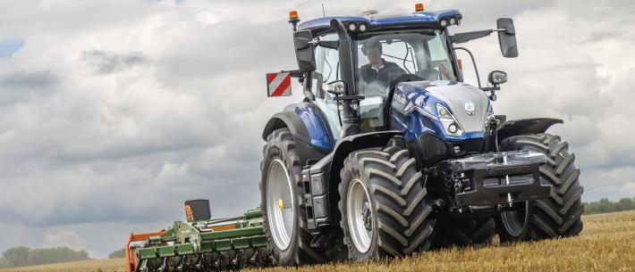 New Holland T 7 SWB