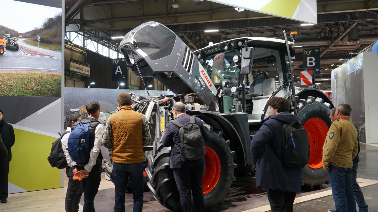 Claas trekker