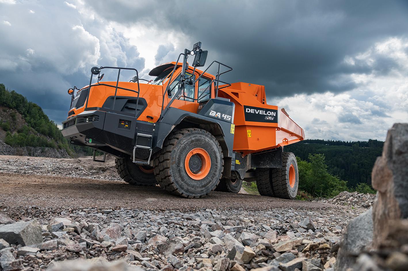 develon DA 45-7 knikdumper 