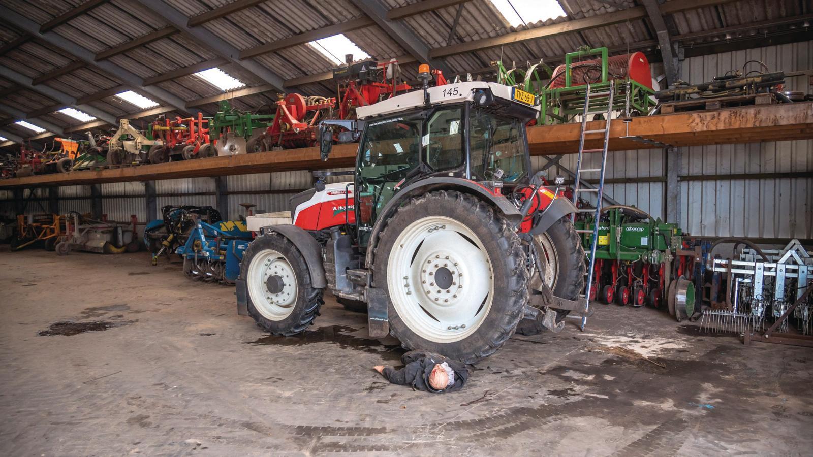 3. Oefening brandweer tractor.jpg