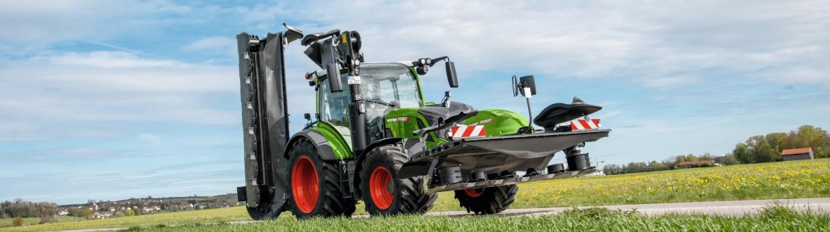 Fendt 700 serie met triplemaaier 