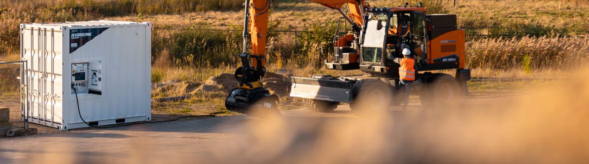 Dens hydrozine aggregaat