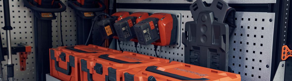 husqvarna accu opladen in bus 