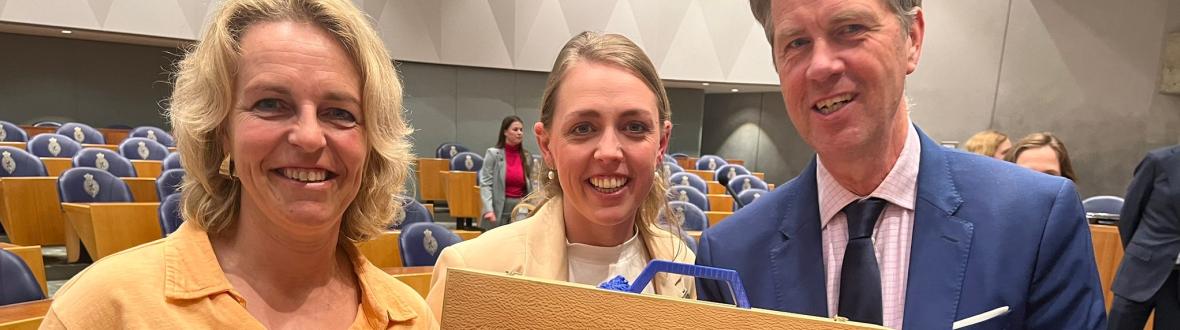Marije van Beurden, Leontien Kloosterman, v100