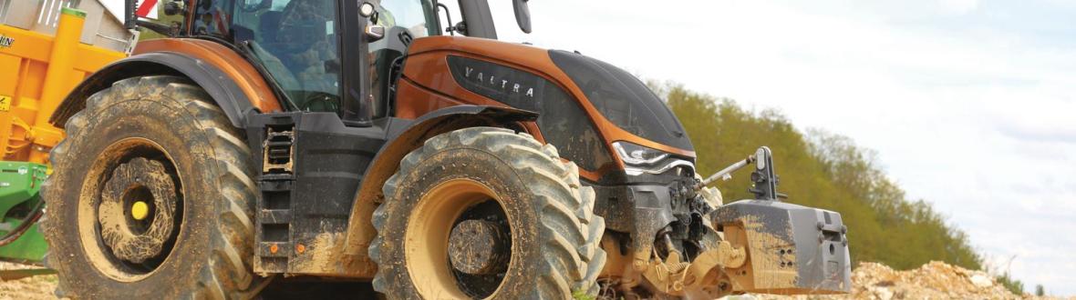 Valtra - 01