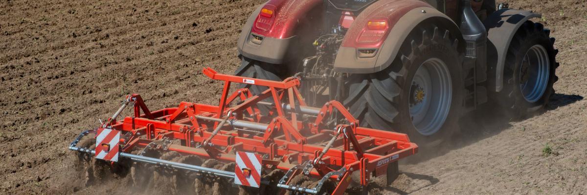 In Nederland is maïs zaaien in ruggen betrekkelijk nieuw