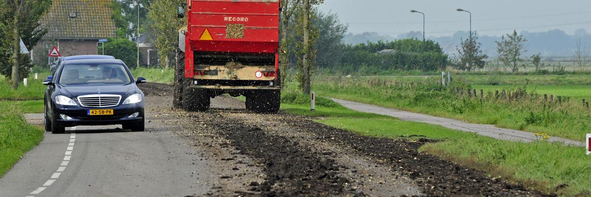 modder op de weg