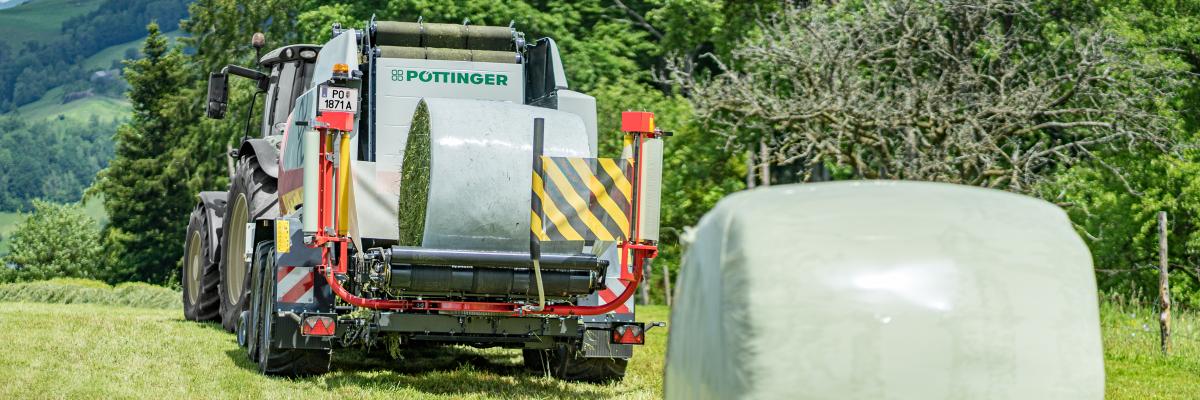 Pöttinger Impress met foliebinding.