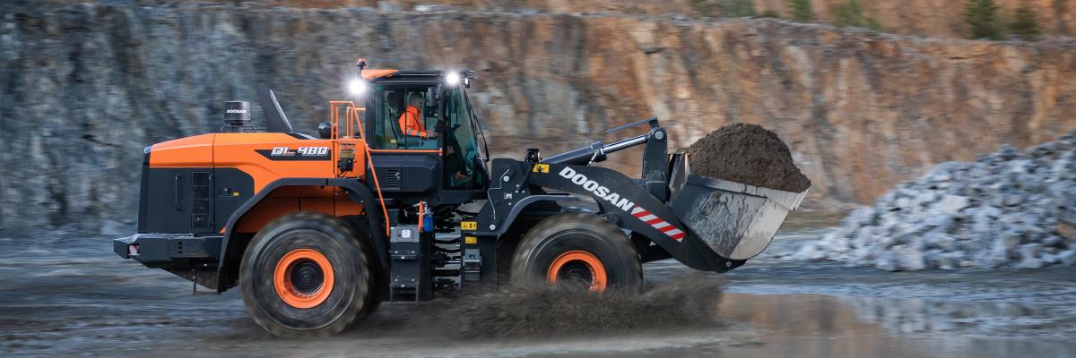 Doosan DW-7 wiellader