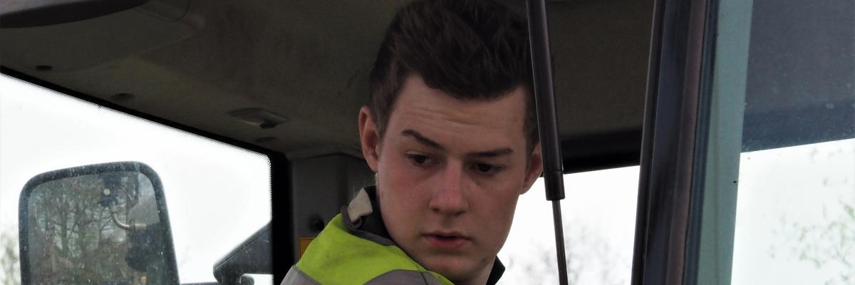 Jonge chauffeur