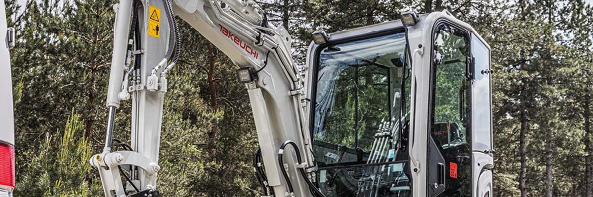 Takeuchi TB325R