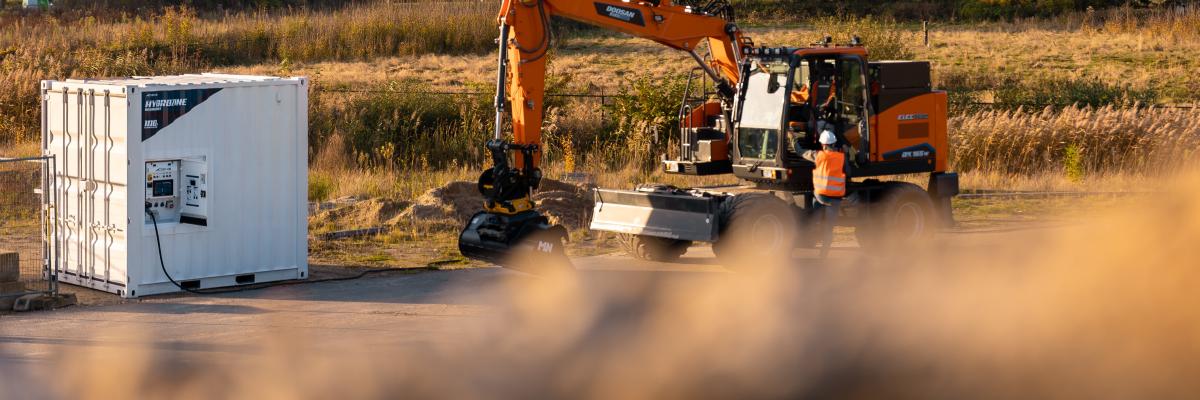 Dens hydrozine aggregaat
