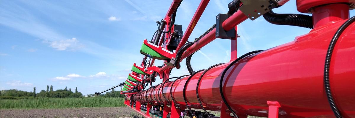 Agrifac  spuit met Weed It 
