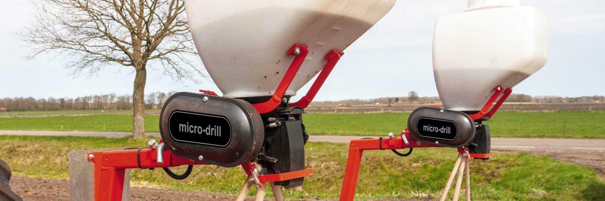 MicroDrill op Kverneland Monopill bietenzaaier 