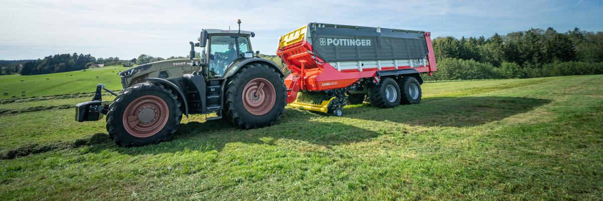 Pottinger Jumbo 8000 opraapwagen
