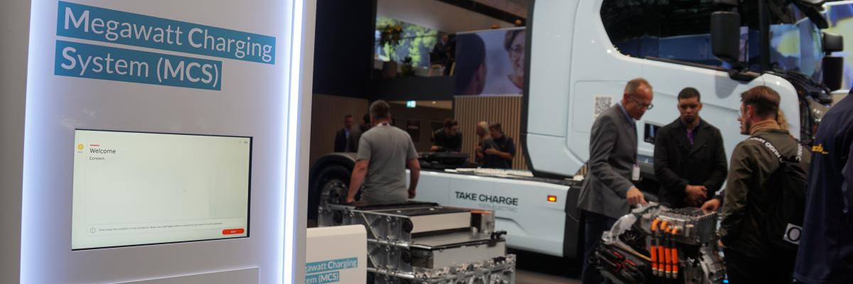 IAA snellader trucks 