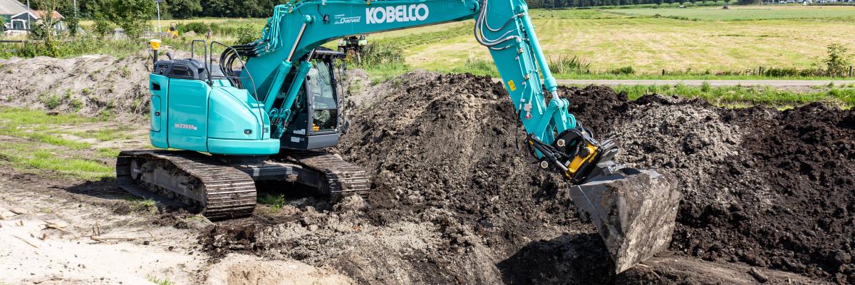 Kobelco rupsgraafmachine SK 230 SR
