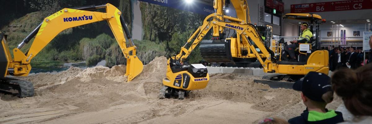 Komatsu van der spek intermat