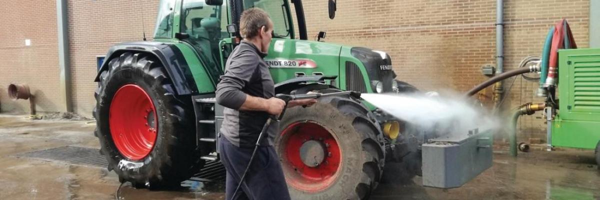 reinigen op de wasplaats