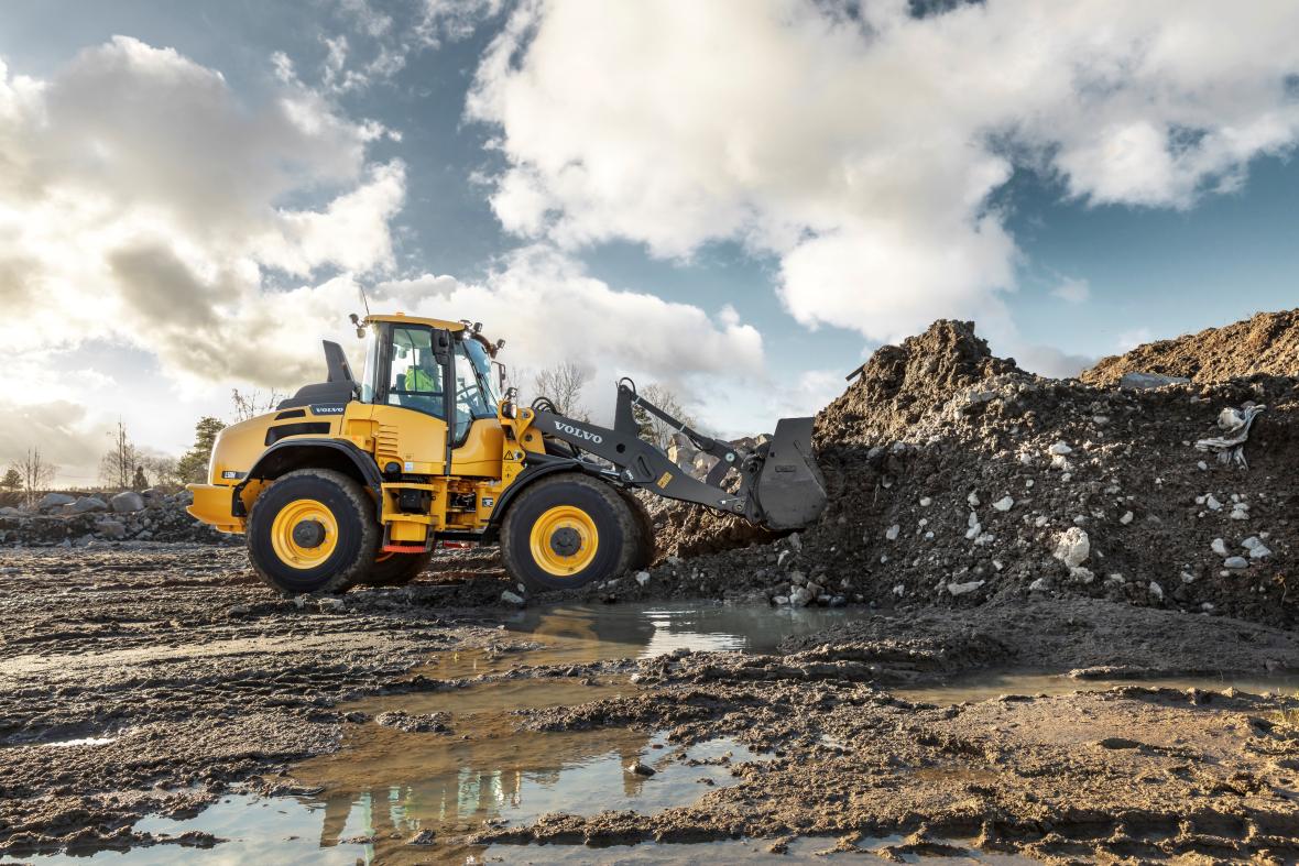 De machinist kan voor het werk en transport de juiste modus instellen