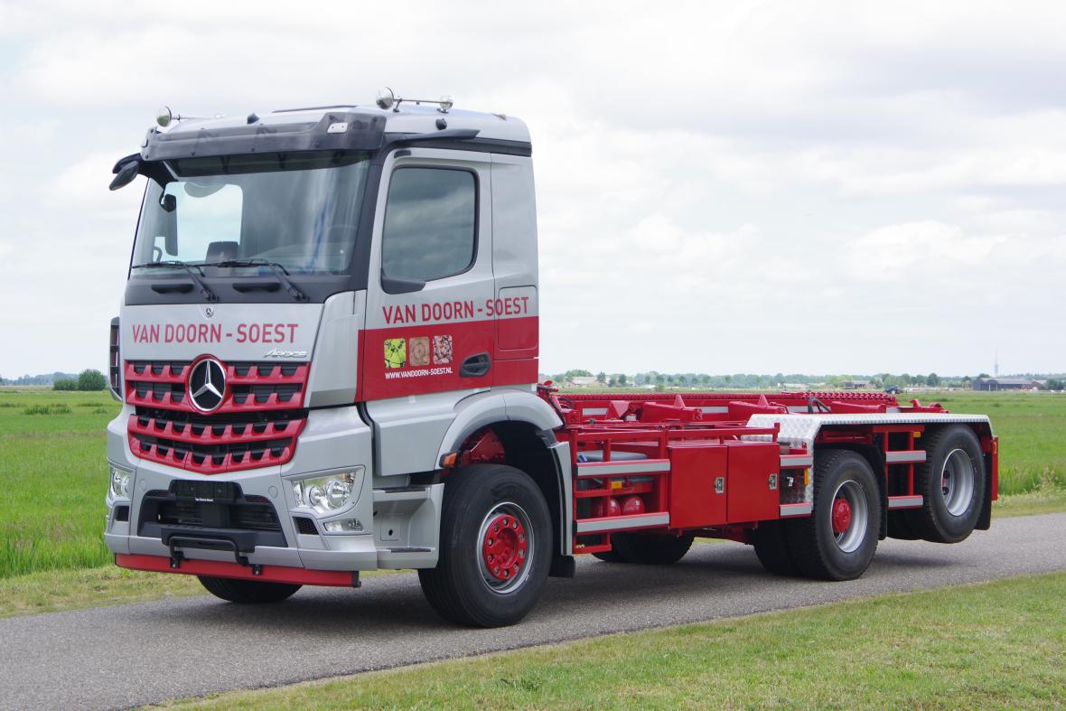 Veertientons dubbellucht-achteras voor Mercedes-Benz Arocs 8x2