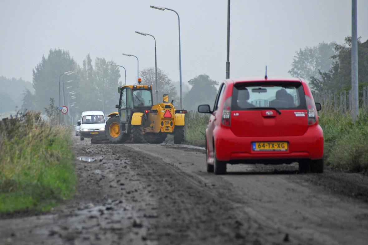 modder op de weg