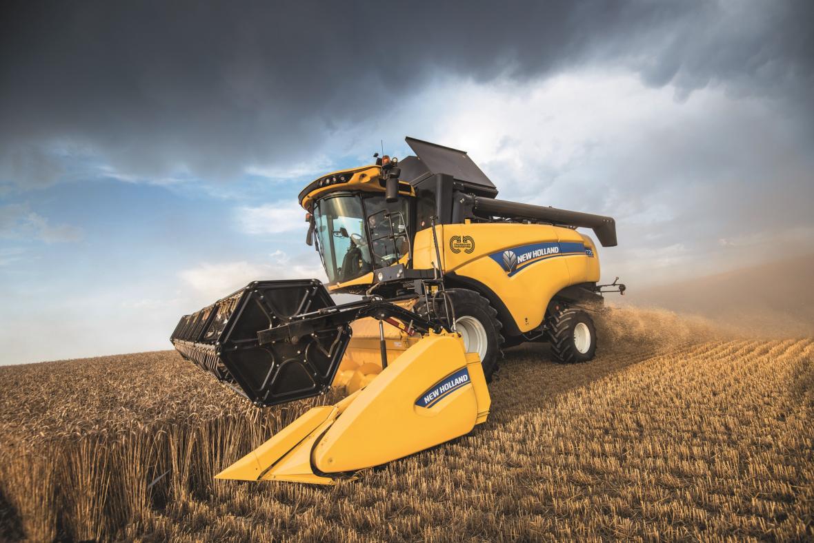 New Holland CR 7.70 crossover